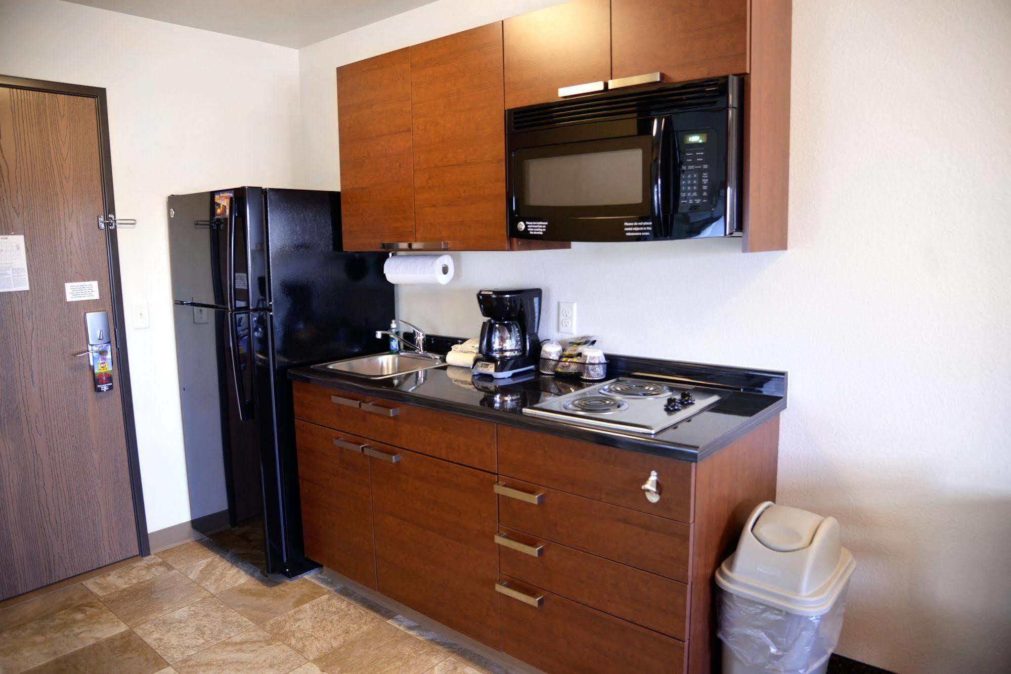 My Place Hotel-Salt Lake City-Западен Джордан Екстериор снимка